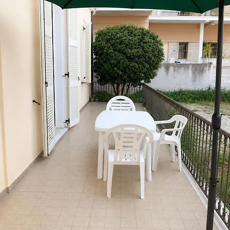 Immobiliare La Rosetana - Residenza Gialla روزيتو ديلي أبروتسي
